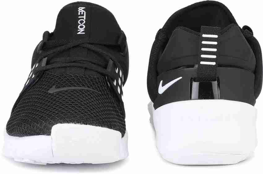 Nike free clearance x metcon myntra