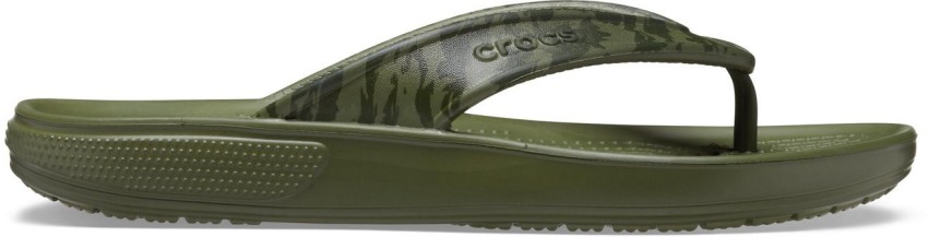 Camo crocs best sale flip flops