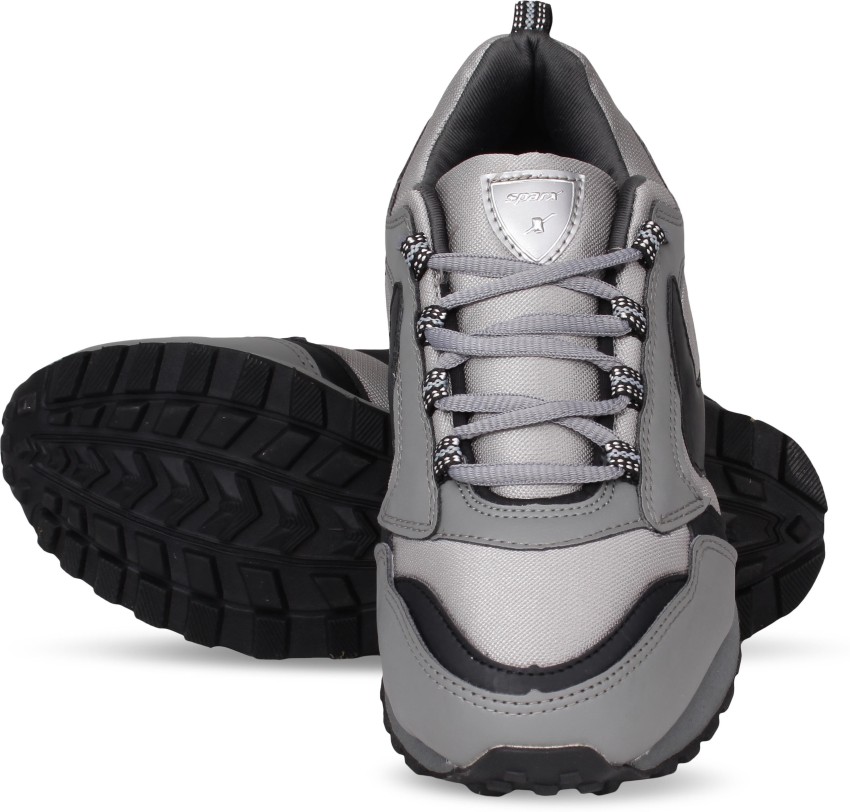 Black and shop gray running shoes