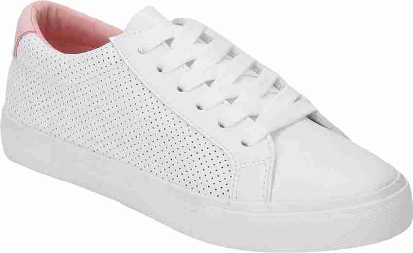 Leather Red Tape White Women Shoes, Size: Medium at Rs 1224/pair in Kolkata
