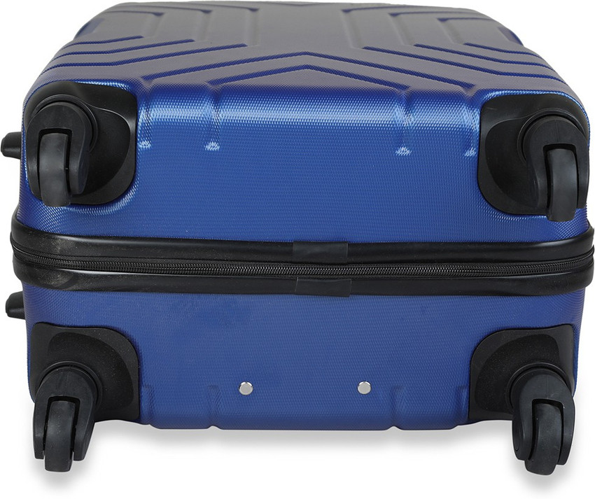 Pronto luggage store company