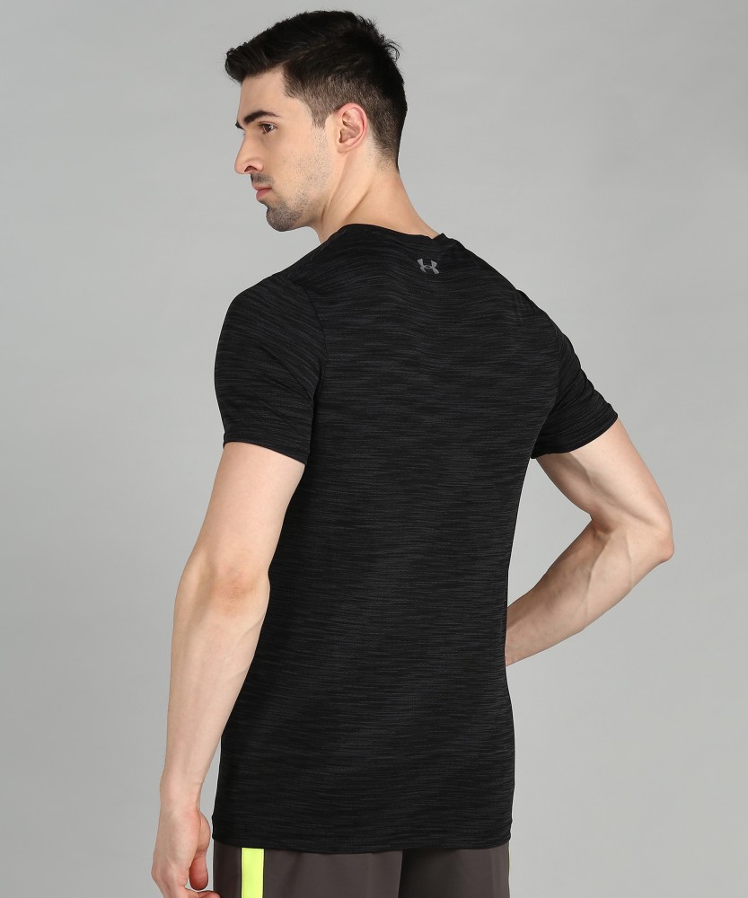 Black under armour fashion t shirt