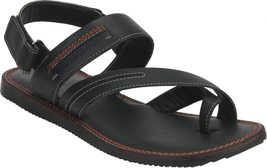 Red tape outlet sandals flipkart