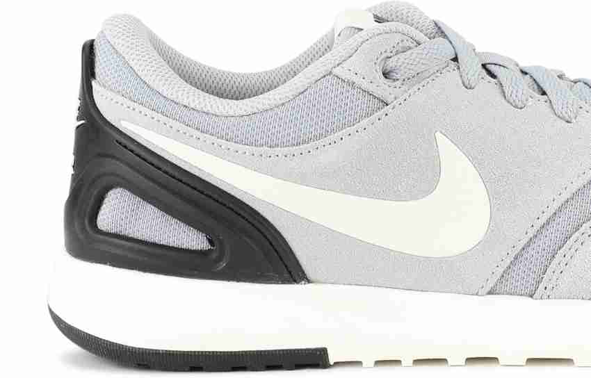 Nike hot sale vibenna grey