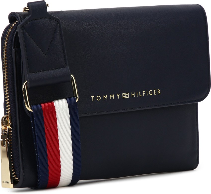 Original tommy discount hilfiger sling bag