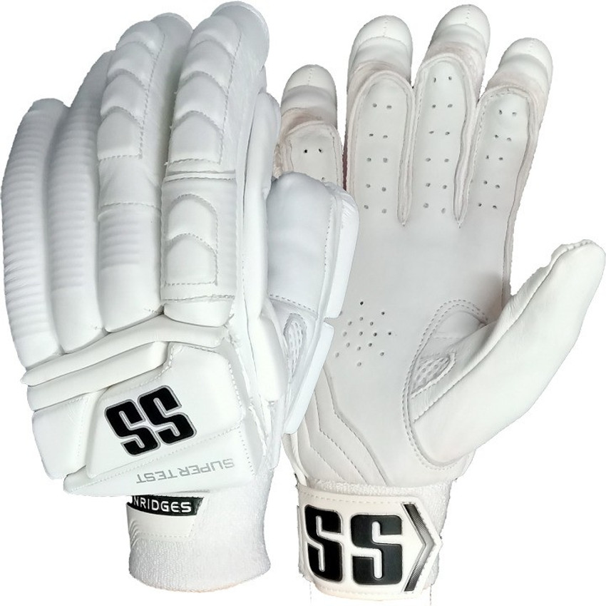Batting gloves flipkart online