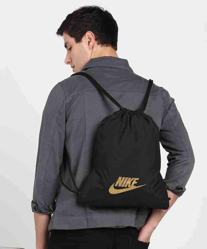 Nike heritage gmsk hotsell