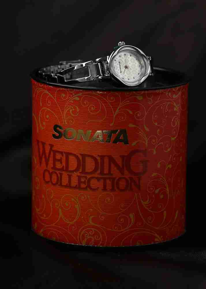 SONATA Pankh Analog Watch For Women Buy SONATA Pankh Analog