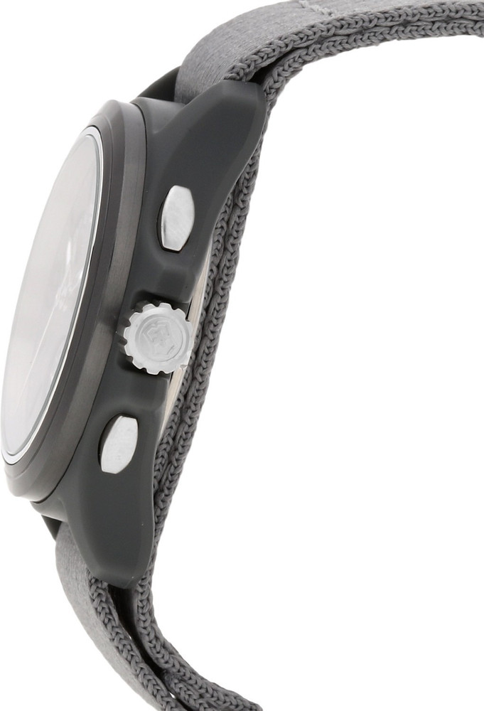 Victorinox digital best sale watch
