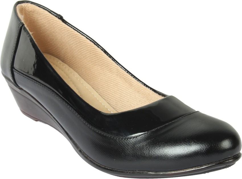 XE Looks Women Black Bellies - Buy XE Looks Women Black Bellies Online at  Best Price - Shop Online for Footwears in India