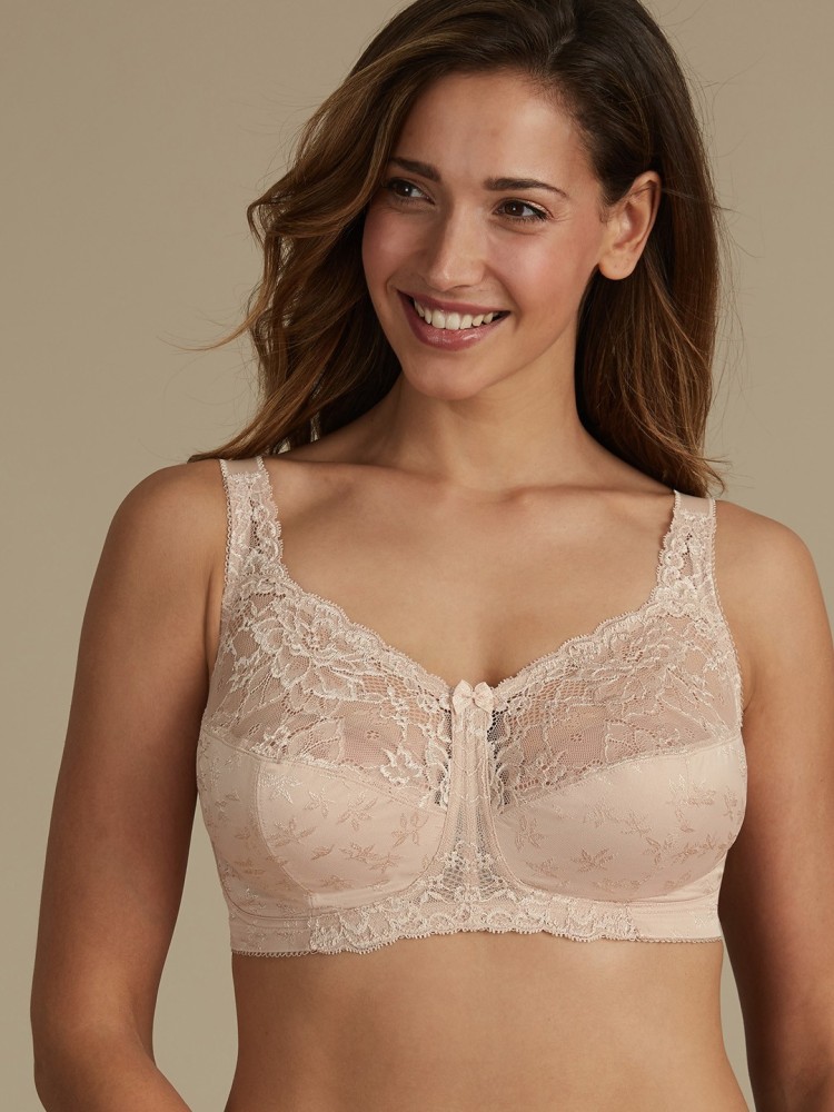 MARKS & SPENCER Bra Size 32D Underwired Full Coverage Almond Lace