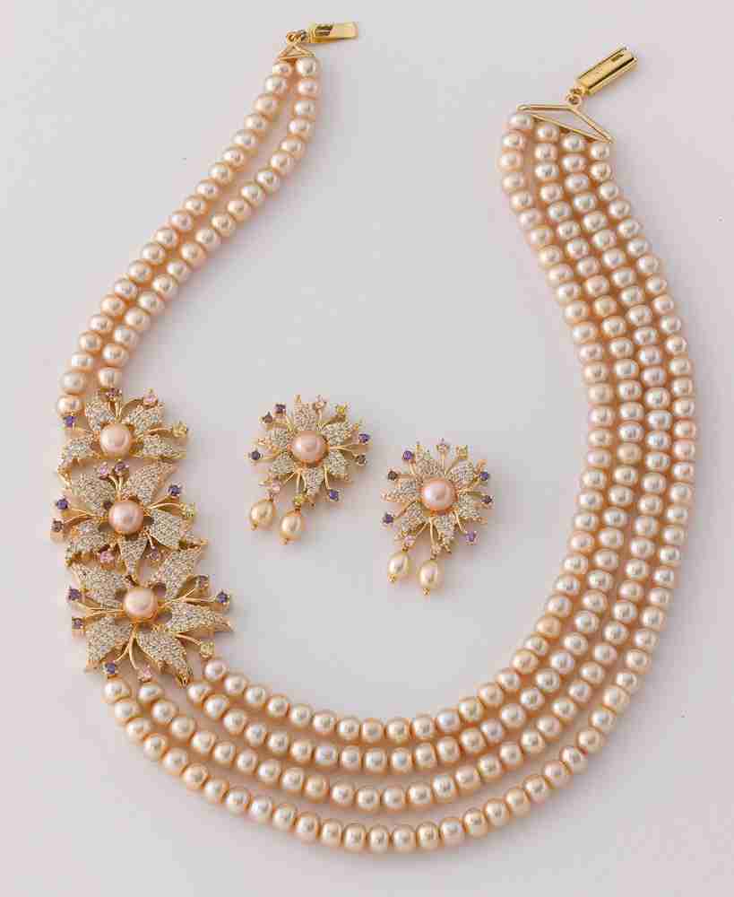 CHANDRANI PEARLS Alloy Gold plated White Beige Jewellery Set