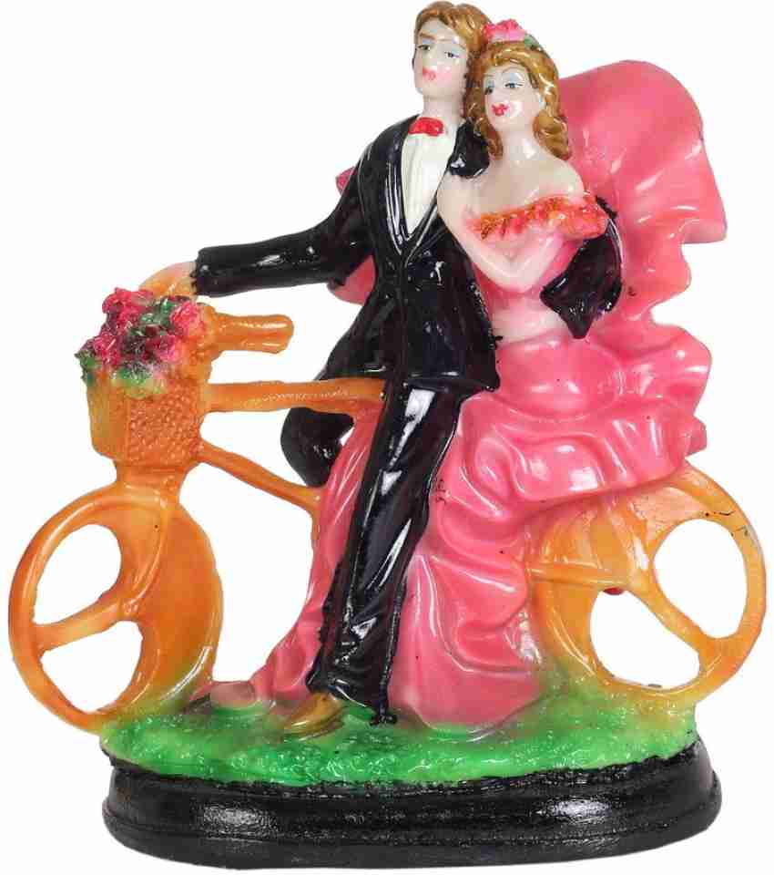 BS Handicrafts Love Couple Statue Romantic Valentine Idol For Boy Friend  Girl Friend Husband Wife Gift Item Decorative Showpiece - 25.4 cm Price in  India - Buy BS Handicrafts Love Couple Statue