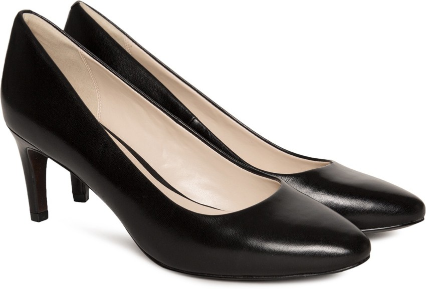 Cole haan cheap black heels