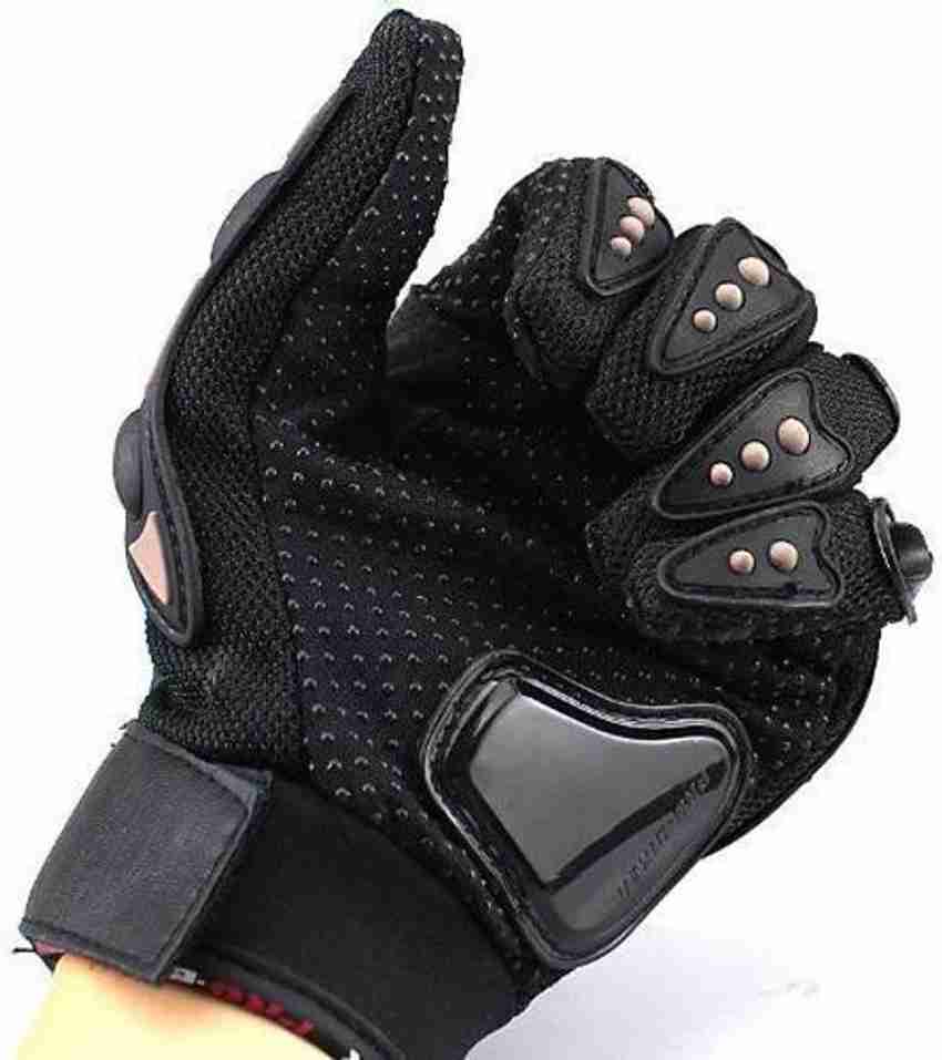 Padded outlet riding gloves