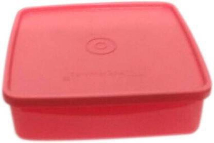 New TUPPERWARE Square Away The Original Sandwich Container Set