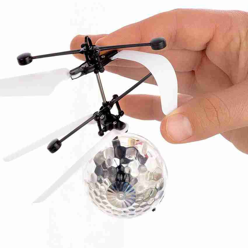 Uttora flying shop ball