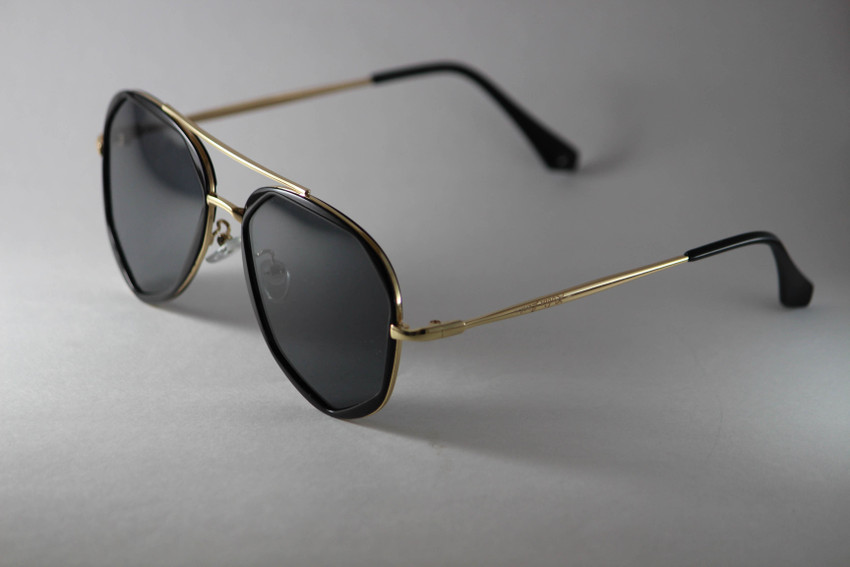 Black store glass sunglasses