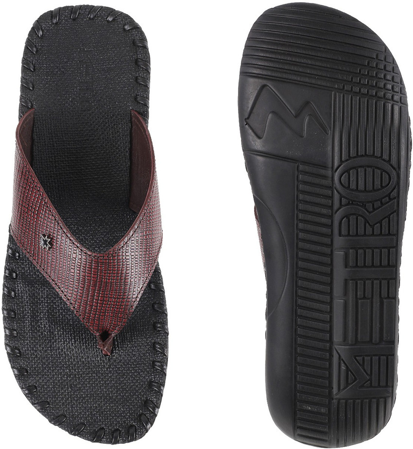 Maroon nike slippers store