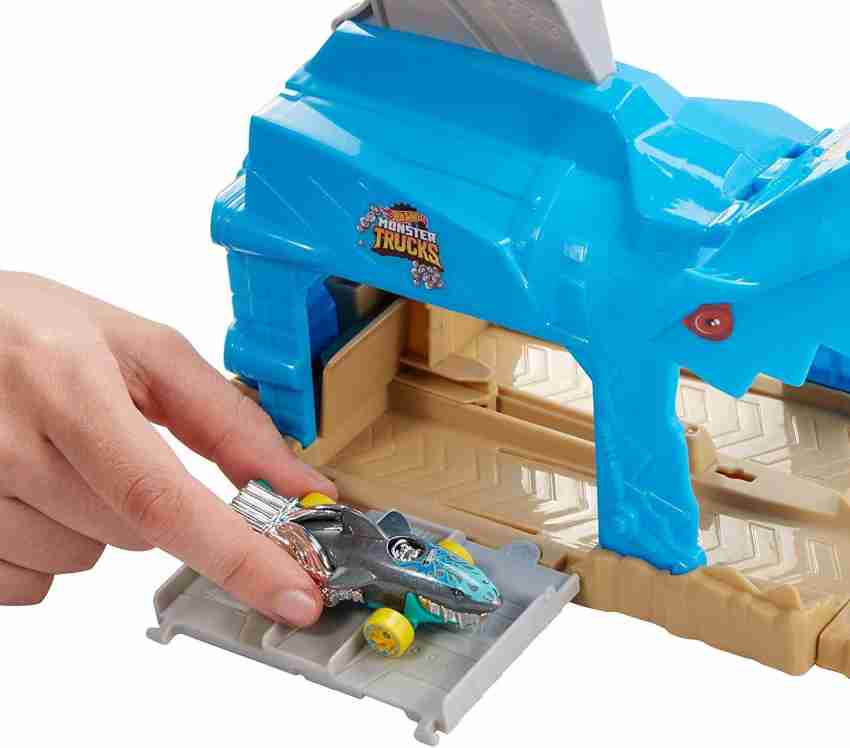 Hot Wheels City Launcher Set of 2 Dino and Shark with 1:64 Die-Cast Car  each NEW
