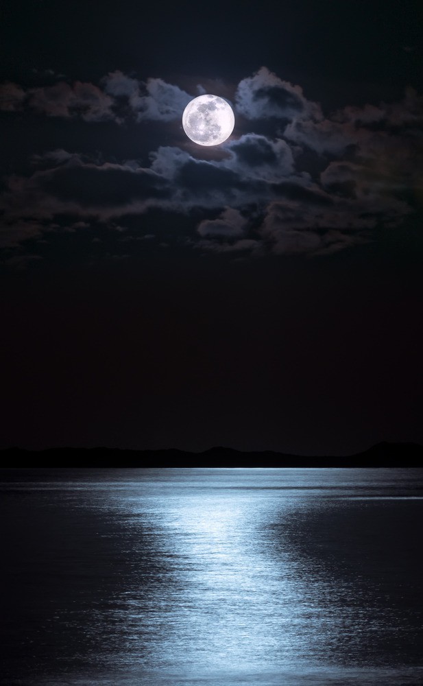 a beautiful moon at night, moon quotes, wall poster, romantic poster