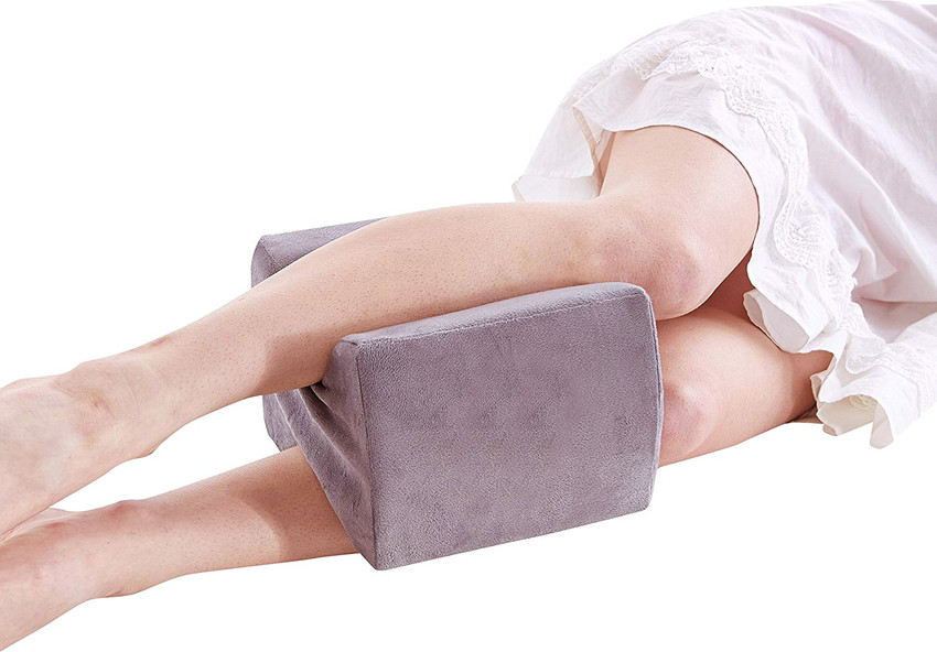 Foam knee support clearance