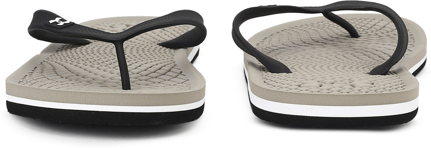Under armour house best sale slippers