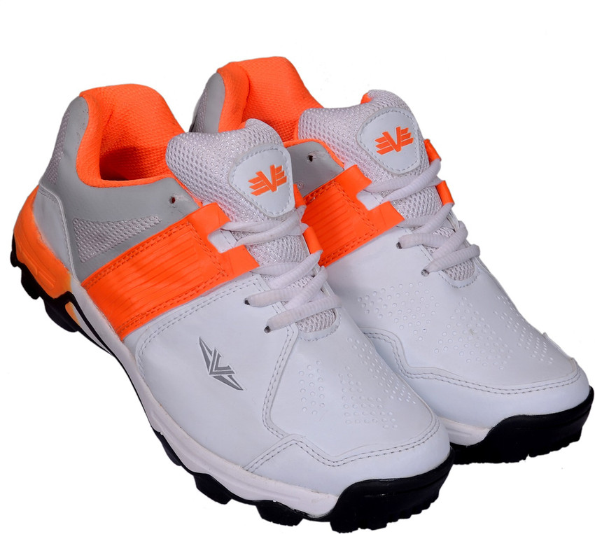 Vijayanti cricket shoes top