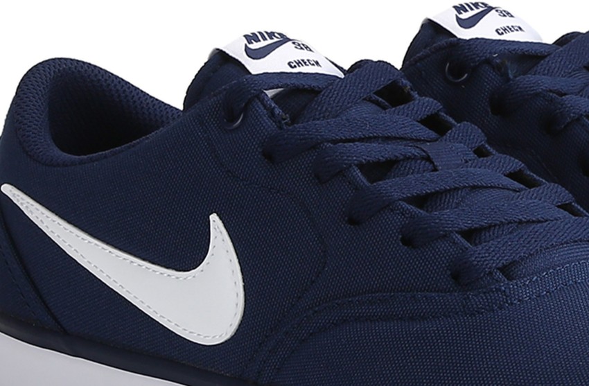 Nike sb blue hot sale check solarsoft trainers