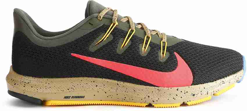 Nike quest online se running sneaker