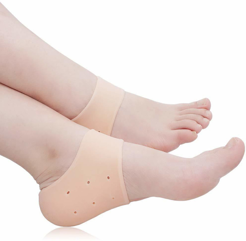Silicone outlet heel cap