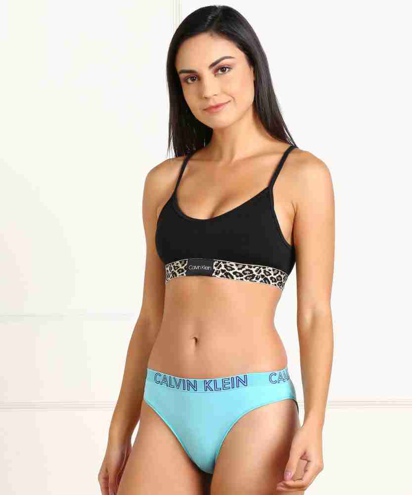 Calvin Klein Underwear Women Bralette Lightly Padded Bra - Buy Calvin Klein  Underwear Women Bralette Lightly Padded Bra Online at Best Prices in India