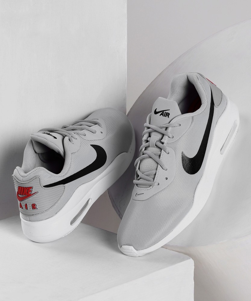 Nike air max sale oketo sneaker