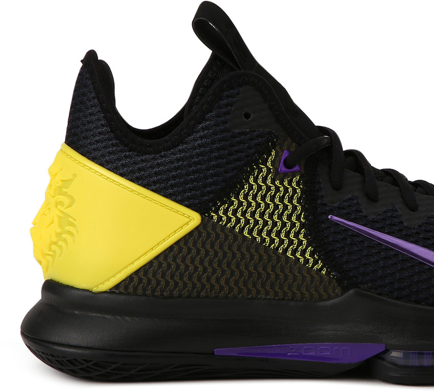 Nike lebron on sale 4 pas cher