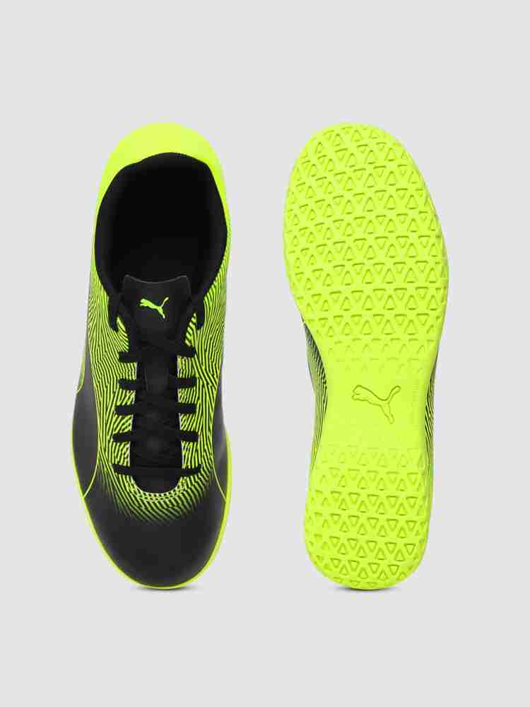 Puma deals fluorescent shoes