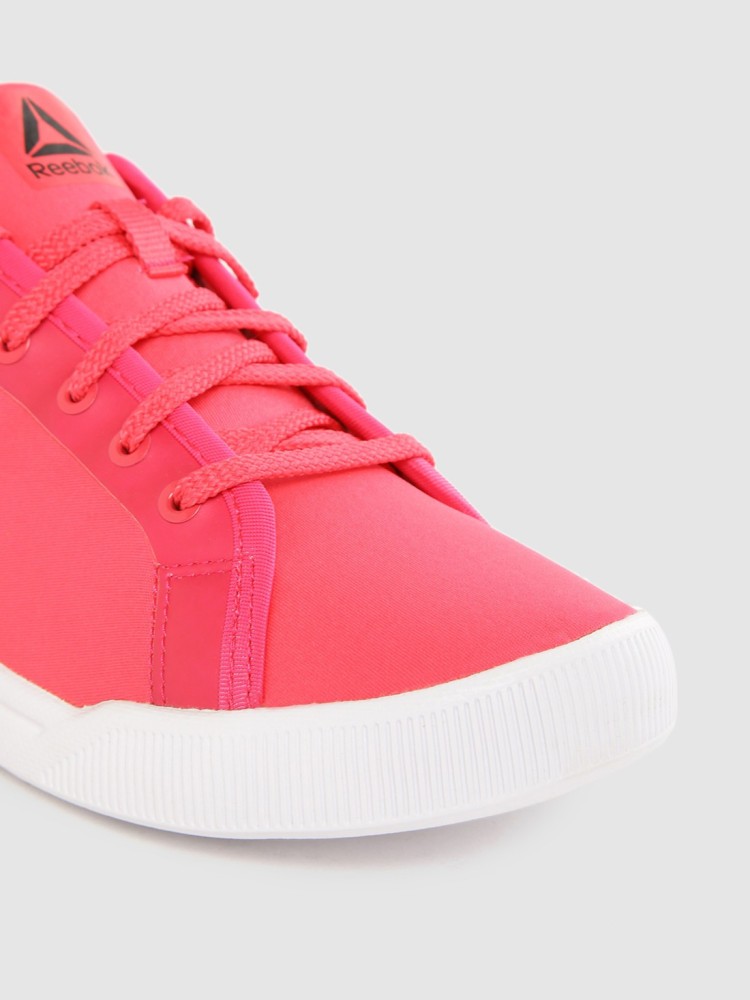 Reebok on sale neon pink