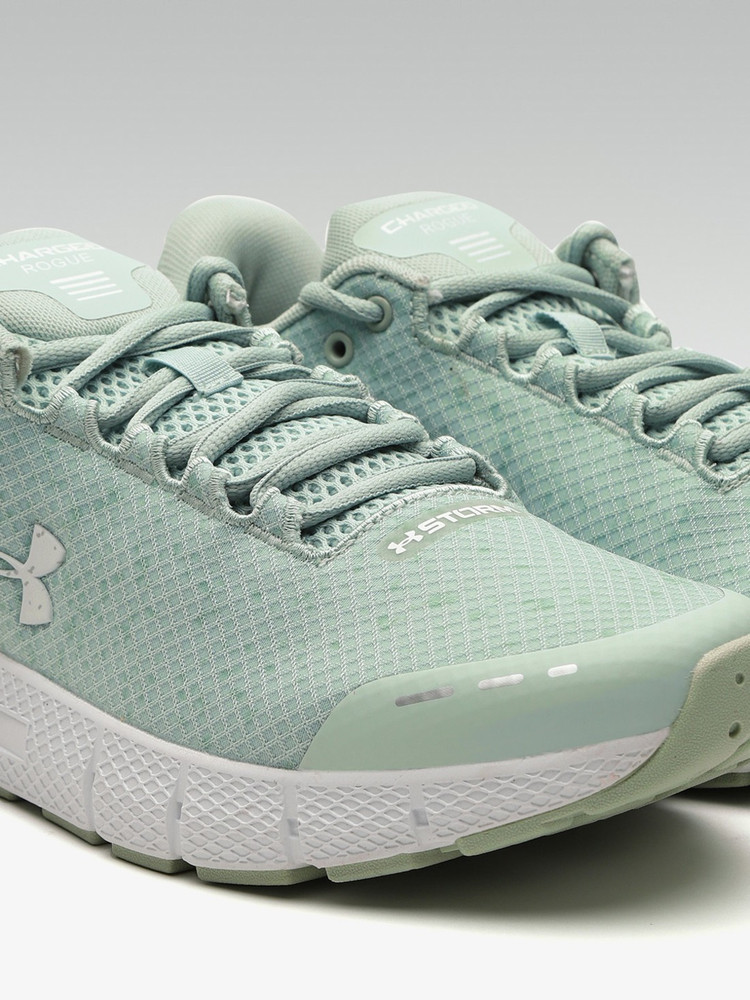 Under armour shoes outlet for women price