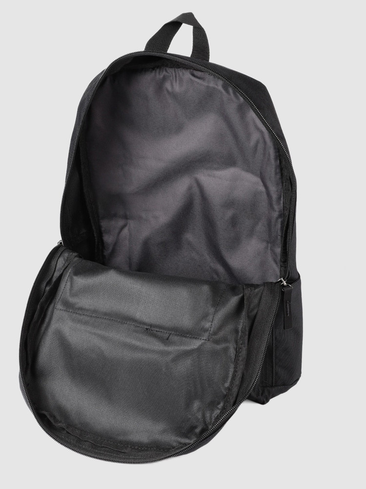 Flipkart school top bags nike