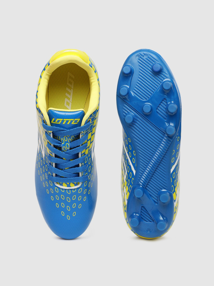 Lotto football clearance shoes flipkart