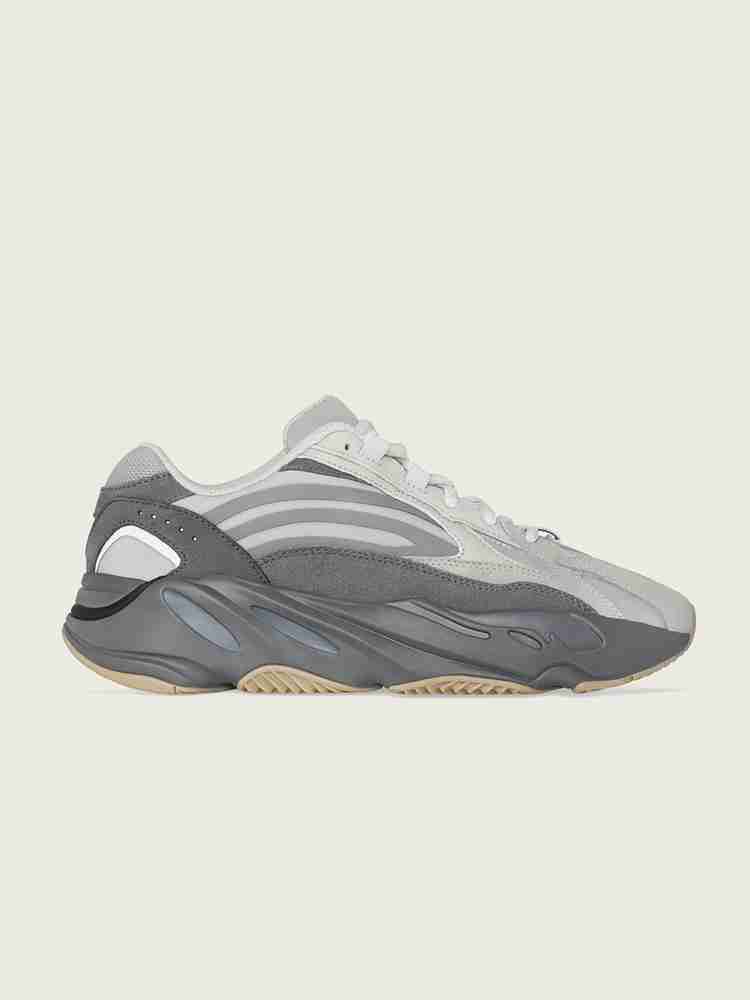 Adidas yeezy boost 700 v2 price in india deals