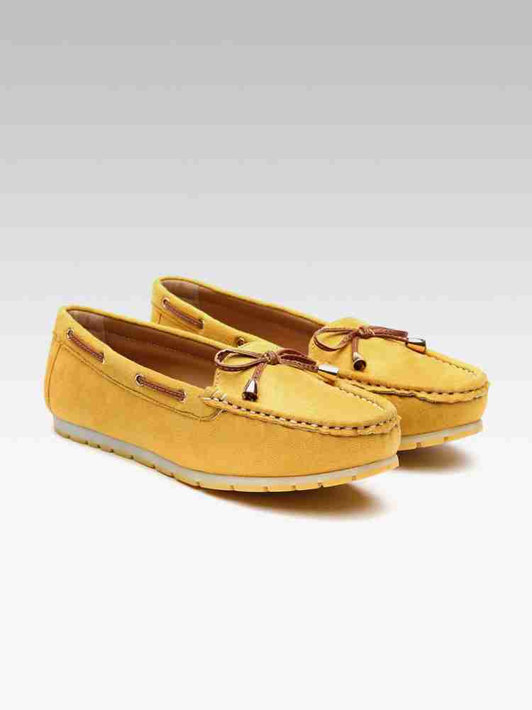 CARLTON LONDON Women Mustard Yellow Solid Boat Shoes Boat Shoes