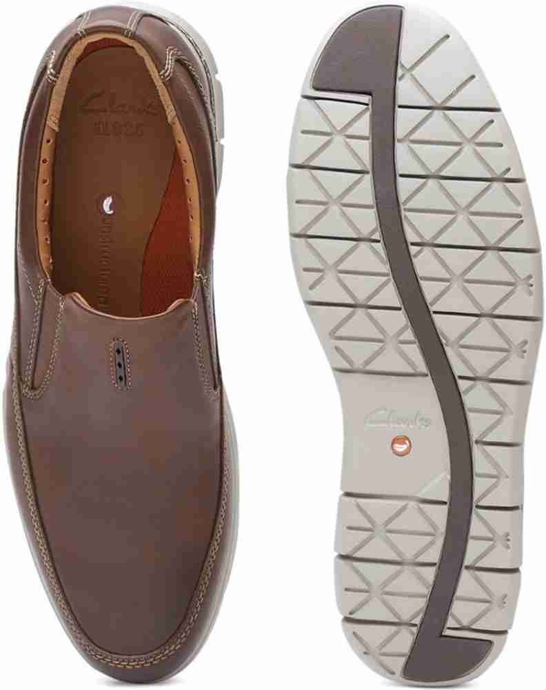 CLARKS Men Brown Leather Slip On Sneakers Slip On Sneakers For Men Buy CLARKS Men Brown Leather Slip On Sneakers Slip On Sneakers For Men Online at Best Price Shop Online for