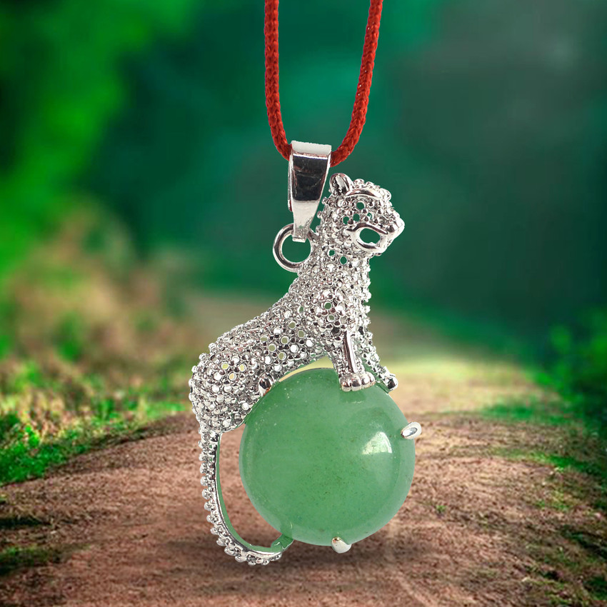 REIKI CRYSTAL PRODUCTS Green Jade Leopard Shape Crystal Stone