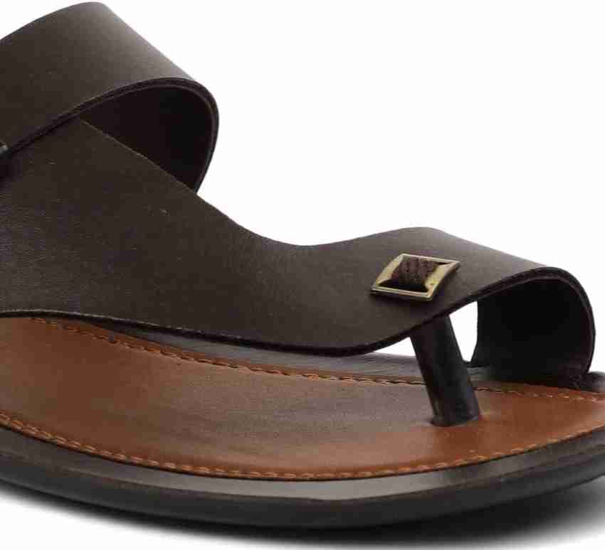 Paragon PU6753GP Men Brown Casual Buy Paragon PU6753GP Men Brown