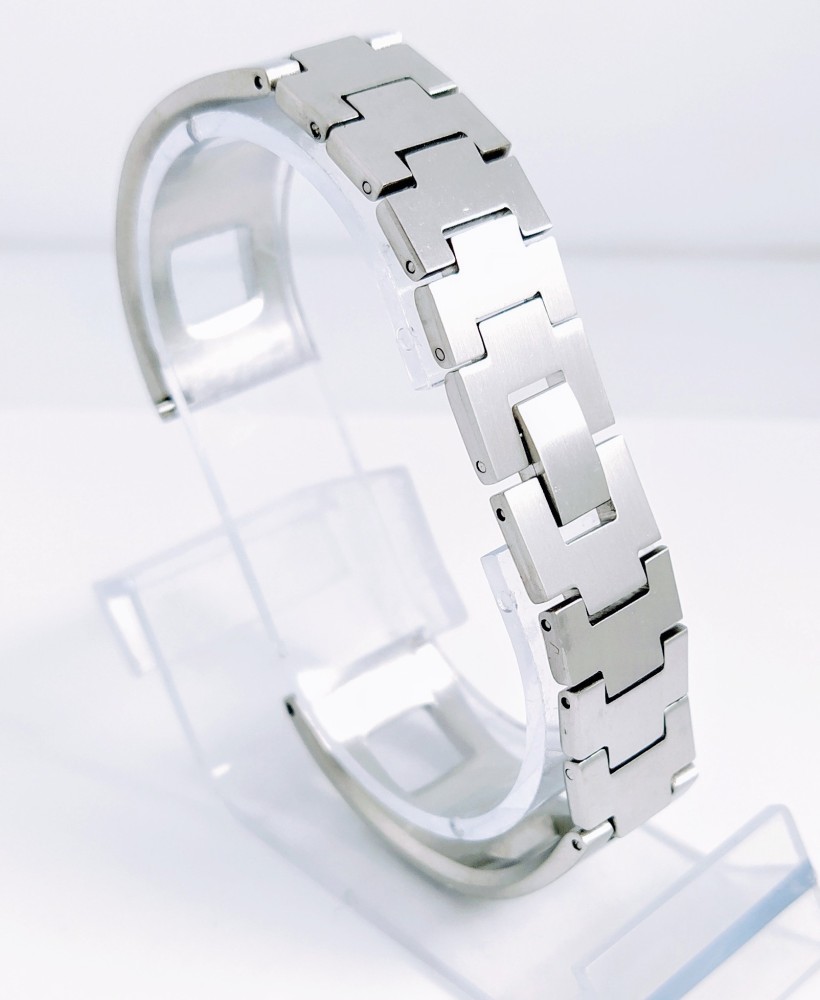Buy XinjiedaXinjieda ZYElroy Men Retro Bracelet Watch Band Male Wide Leather  Strap Cuff Vintage Wristwatch Quartz Watch Online at desertcartINDIA