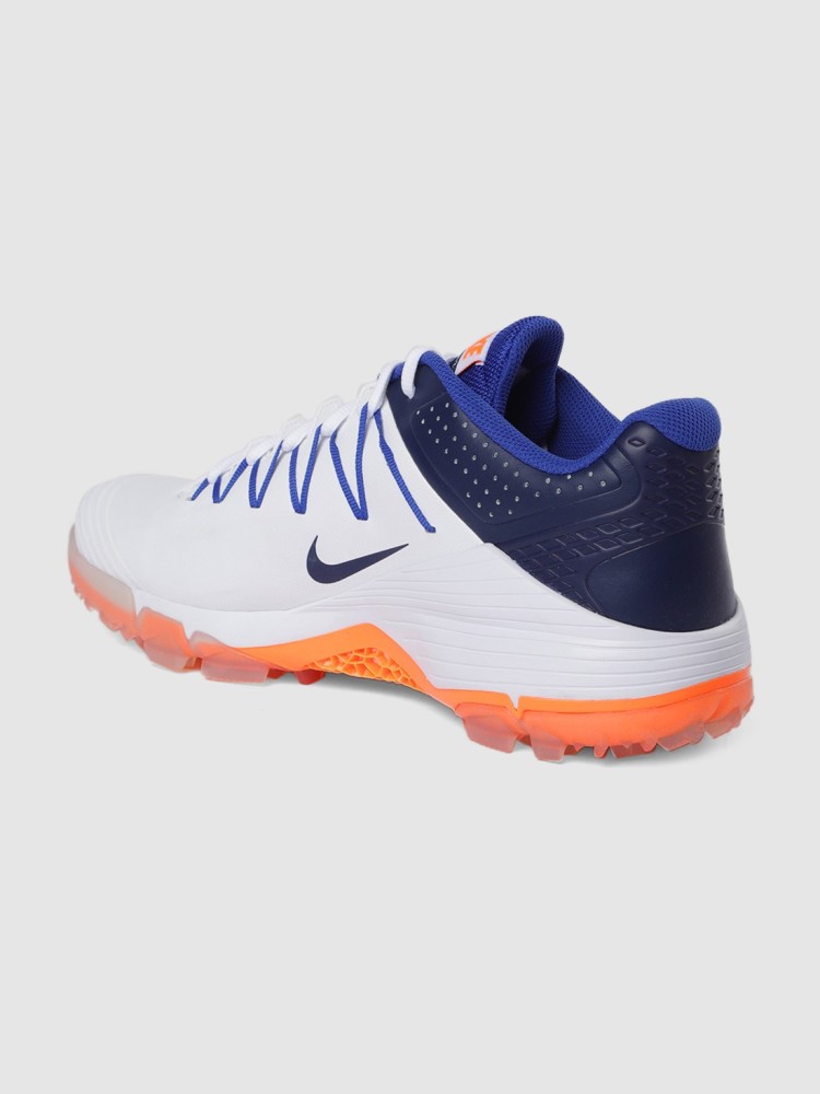 Nike cricket shoes flipkart hotsell