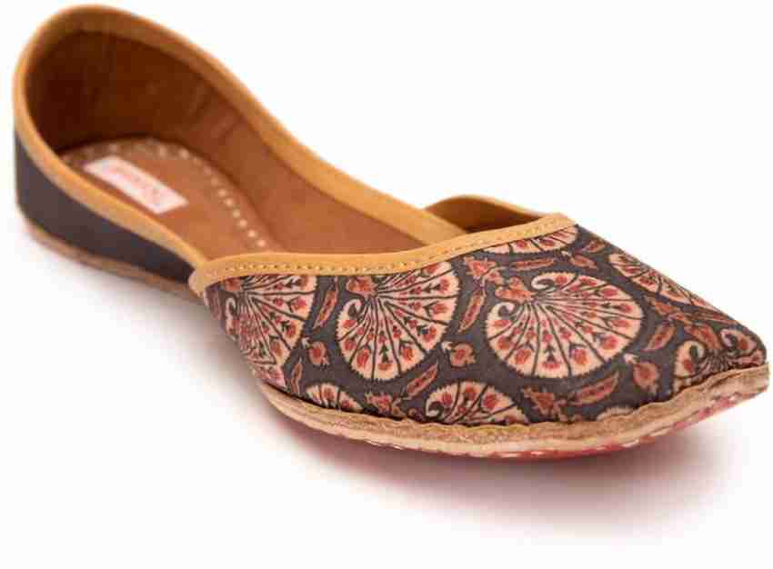 Jivaana footwear on sale