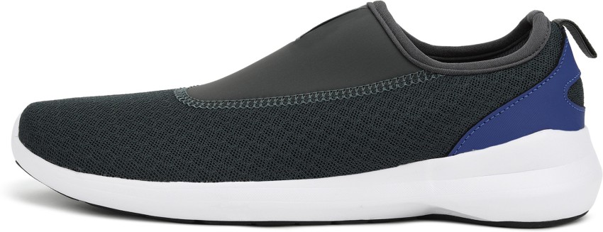 Puma entrant slip on sale on