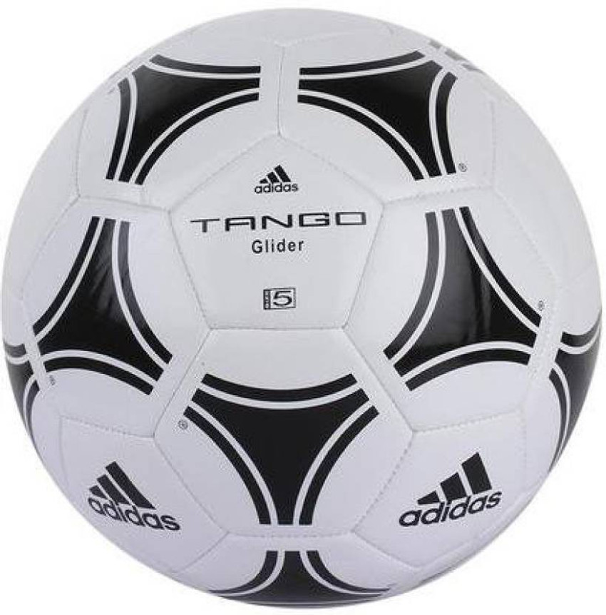 Futsal adidas tango hotsell
