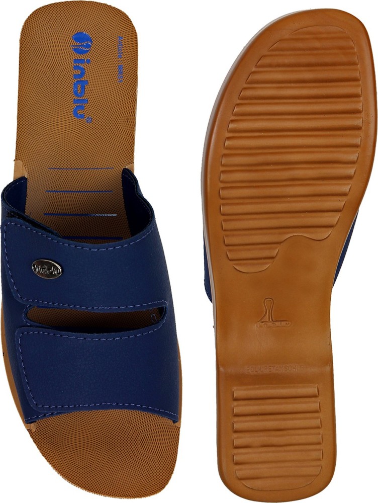 inblu chappals price